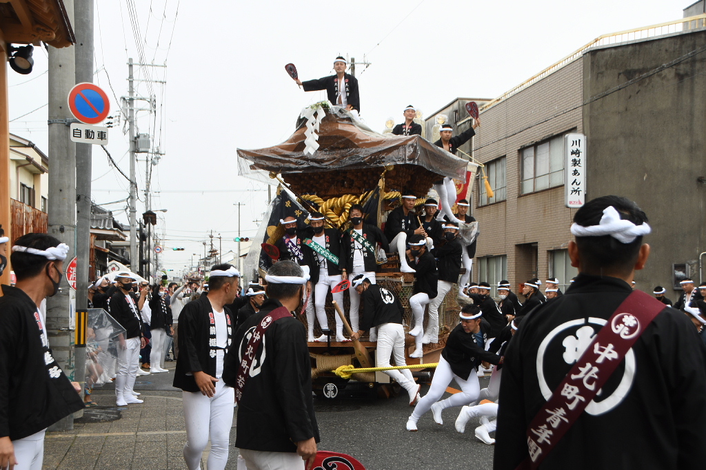 岸和田市 中北町 新調 記念誌 だんじり 旧市 やりまわし 祭 木彫 木下彫刻-